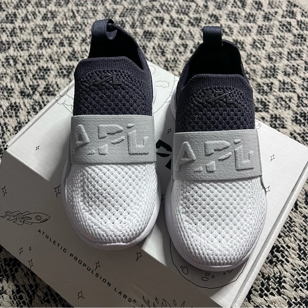 New APL Techloom Bliss Kids Slip-on Sneakers in Iron/Harbor Grey